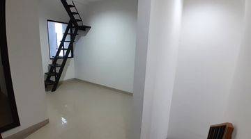 Gambar 5 Rumah 2lt 6x16 96m 3KT Cluster Jura Metland Menteng Cakung