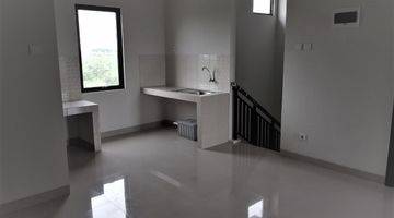 Gambar 5 Ruko Mix Home The Savoy 2lt 6x17 102m Jgc Jakarta Garden City