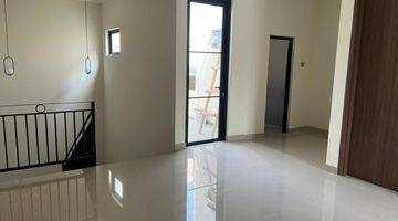 Gambar 3 DIJUAL RUMAH BARU 3 LANTAI CITRA GARDEN2