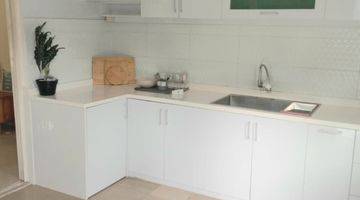 dapur dijual rumah 2 lantai siap