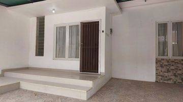 tampak depan rumah 1 lantai siap huni