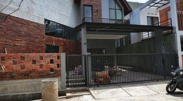 Gambar 1 Runah Baru Dan Modern Harga Bagus Lokasi Komplek Cirendeu