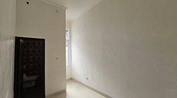 Gambar 4 Rumah Cantik , Baru Dan homy. Komplek Megapolitan Cinere Segera Survey
