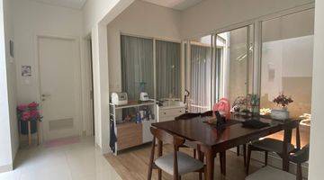 Gambar 3 Mozart Symphonia Summarecon Serpong, Semi Furnished