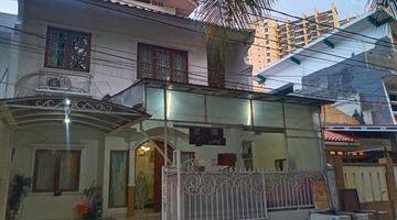 Gambar 1 Rumah 2.5 Lantai Pinang Mas Pondok Indah