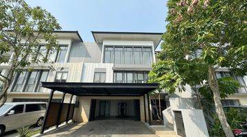 Gambar 1 Rumah Baru 2 Lantai Lakewood Navapark Bsd View Danau Country Club