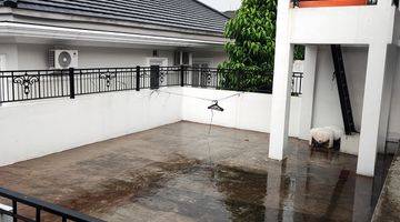 Gambar 5 RUMAH MEWAH SIAP HUNI 2 LANTAI CORNER HOEK BUKIT GOLF BSD TANGERANG