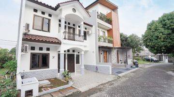 garasi/carport ph rumah 2 lantai furnished