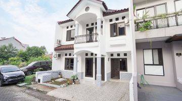 tampak depan ph rumah 2 lantai furnished