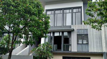 Gambar 1 Rumah 2 Lantai Furnished di Cluster Lakewood Navapark Bsd