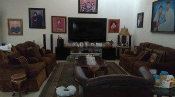 Gambar 2 Tebet, Di  Dalam Komplek  , Mewah Dijual 