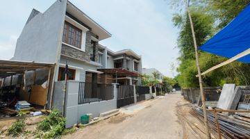 Gambar 2 Dijual Rumah di Solo Baru Grogol 2 Lantai Cluster Area The Park