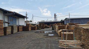 Gambar 1 Wood industry manufacturing in Indonesia for sale