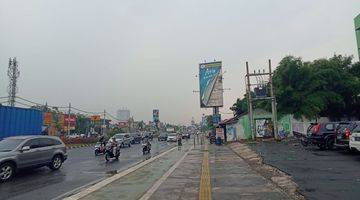 foto lainnya dijual ruko gandeng 4 lantai