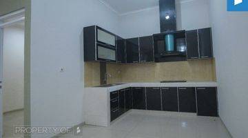 Gambar 2 Rumah Baru Siap Pakai Semi Furnished SHM di THI 2