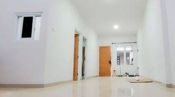 Gambar 2 Dijual rumah baru renov 3 bedroom di kelapa gading