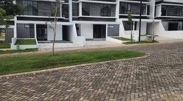 Gambar 3 Hot Deal Rumah Murah Baru 2 Lantai Di The Miles Bsb City Semarang Jalan Depan Rumah Besar Depan Taman