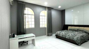 Gambar 4 FULL FURNISH DAN RENOV ! RUMAH BGM FLAMBOYAN PIK UKURAN 10x18