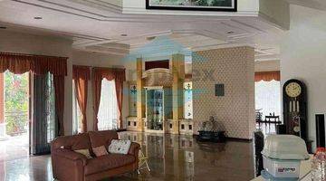 Gambar 1 Rumah Golf View Graha Famili