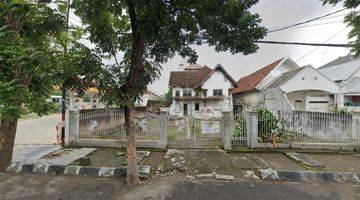 Gambar 1 Rumah Hitung Tanah Komersial Tengah Kota Jalan Raya Pandegiling Surabaya