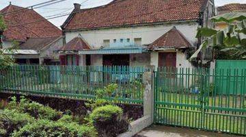 Gambar 1 Rumah Jl. Anjasmoro Surabaya Pusat