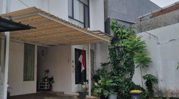 Gambar 1 Rumah Bagus Semi Furnished di Cluster Vania Permata Bintaro, Tangerang  Selatan