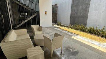 Gambar 2 Dijual Rumah Mewah 6BR Taman Beverly