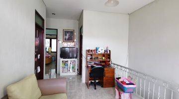 Gambar 1 Dijual Rumah 2.5 Lantai Di Taman Pondok Indah Wiyung,surabaya