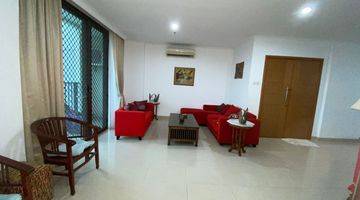 Gambar 5 Apartement di Cilandak, The Hampton s Park, Jakarta Selatan