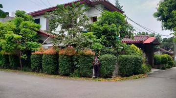 Gambar 1 Rumah di Cirendeu, Alam Cirende, Tangerang Selatan