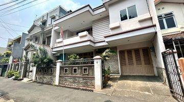 Gambar 1 Best Price Tebet Barat, Rumah Siap Huni Depan Taman