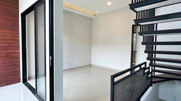 Gambar 4 Tebet Timur, Brand New House 3,5 Lantai, Cityview Rooftop