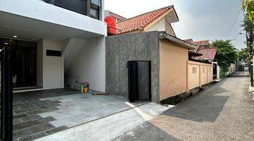 Gambar 1 Dijual Rumah Baru Akses 1 Mobil Hadap Selatan Tebet