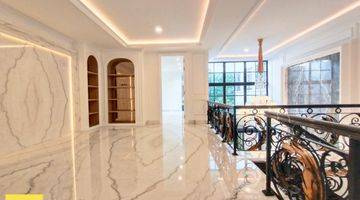 Gambar 5 Rumah Mewah Terbaru Full Marmer Luxury Chandelier Smart Door Lock Villa Kelapa Gading