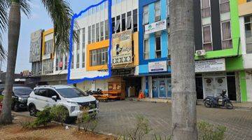 Gambar 2 Ruko Boulevard Arcade
jababeka Cikarang Dpn Mall Living Plaza 