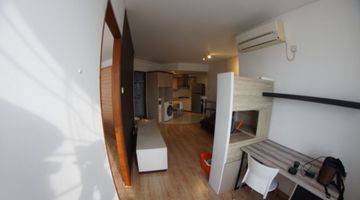 Gambar 3 Apartment  French walk Paris Garden lt 17  Semi furnish
