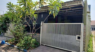 tampak depan dijual rumah 1 lantai minimalis