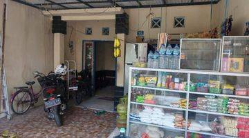 tampak depan dijual cepat rumah terawat 1