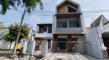 Gambar 1 Rumah Scandinavian Posisi Hook Cluster Terdepan Sentul City, Bogor