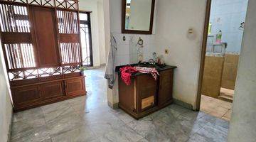 Gambar 5 Dijual Rumah 2 Lantai