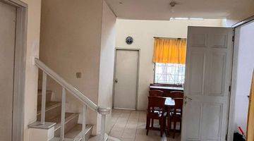 Gambar 2 Rumah di Townhouse Taman Elok Lippo Karawaci Central, Tangerang