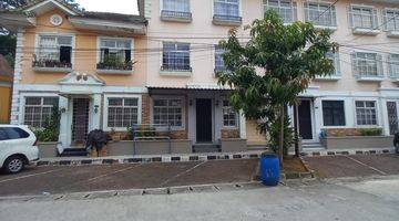 Gambar 1 Rumah di Townhouse Taman Elok Lippo Karawaci Central, Tangerang