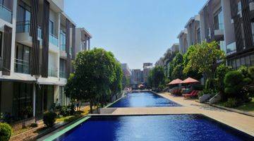 Gambar 1  Rumah 4 Lantai Furnished Bagus SHM - Sertifikat Hak Milik di Ancol