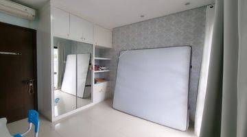 Gambar 2  Rumah Semi Furnished Bagus SHM - Sertifikat Hak Milik di Cluster Mayfield Greenwhich Park, BSD