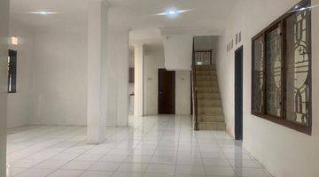 Gambar 2 Dijual rumah hokie. Ngantong