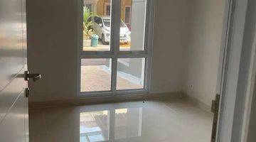 Gambar 4 Rumah 2 Lantai Baru Unfurnished di Cluster Karelia, Tangerang