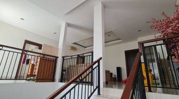 Gambar 3 Rumah Furnished Dekat Tol Bsd Dan Stasiun Rawa Buntu