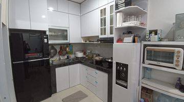 Gambar 4 Rumah Milano Village Posisi Hoek, Semi Furnished, Gading Serpong