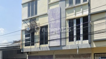 tampak depan ruko di jalan kuwukan shm