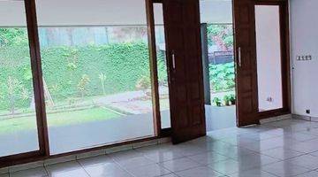 Gambar 2 Rumah Di Sewa 2 Lantai Shm Bagus Pool Unfurnish